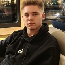 Фотография мужчины Михаил, 19 лет из г. Новокузнецк