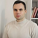 Никто, 32 года