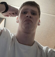 Фотография мужчины Артём, 19 лет из г. Кореновск