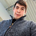 Илхам, 24 года