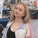 Вика, 24 года