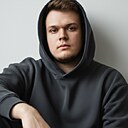 Максим, 22 года