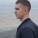 Максим, 22 года