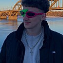 Владислав, 24 года