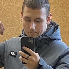 Фотография мужчины Данил, 18 лет из г. Киров