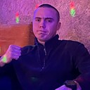 Илья, 24 года