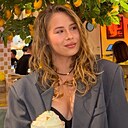 Ксения, 21 год