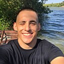 Андрей, 25 лет