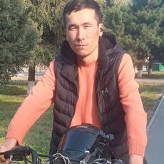 Фотография мужчины Муслим, 28 лет из г. Нижневартовск