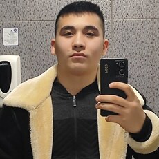 Фотография мужчины Данияр, 18 лет из г. Омск