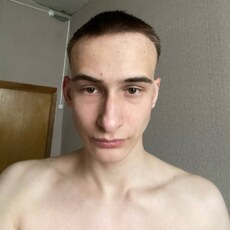 Фотография мужчины Максим, 20 лет из г. Сургут