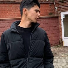 Фотография мужчины Алим, 18 лет из г. Томск