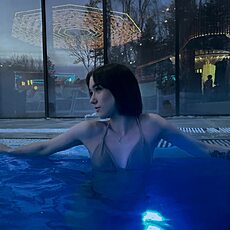 Фотография девушки Арина, 18 лет из г. Новосибирск