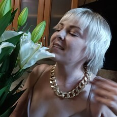 Фотография девушки Лана, 40 лет из г. Санкт-Петербург