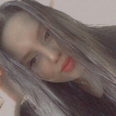 Фотография девушки Эля, 18 лет из г. Братск