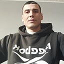 Рома, 33 года