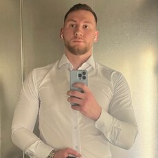 Фотография мужчины Артем, 26 лет из г. Саратов