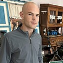 Виктор, 32 года