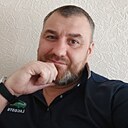 Don Sezar, 42 года