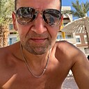 Василий, 44 года