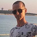 Ggg, 44 года