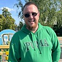 Слава, 33 года