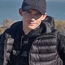 Валик, 18 лет