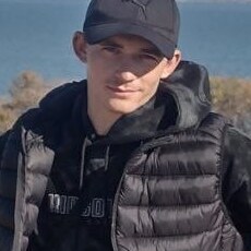 Фотография мужчины Валик, 18 лет из г. Одесса