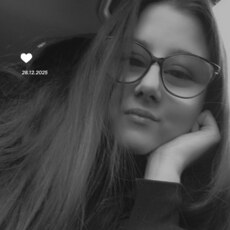 Фотография девушки Ульяна, 20 лет из г. Санкт-Петербург
