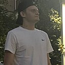 Максим, 23 года