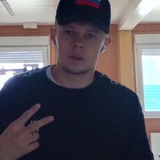 Фотография мужчины Алексей, 23 года из г. Новый Уренгой