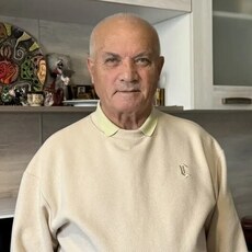 Вазген, 70 из г. Новосибирск.