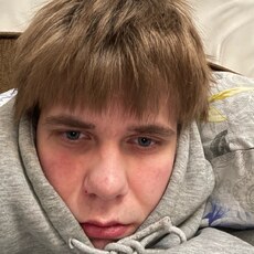 Фотография мужчины Игорь, 20 лет из г. Великий Новгород