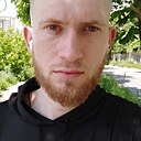 Костя, 23 года