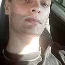 Саша, 23 года