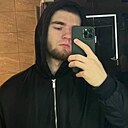 Максим, 18 лет