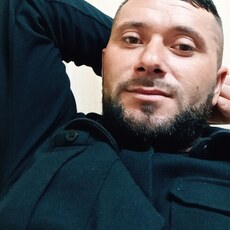 Фотография мужчины Cristinel, 32 года из г. București