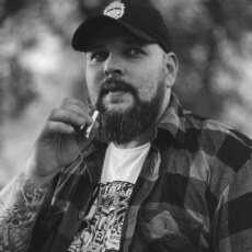 Фотография мужчины Кто То, 37 лет из г. Шелехов