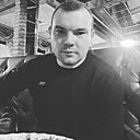 Денис, 33 года