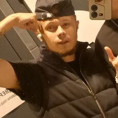 Фотография мужчины Алексей, 23 года из г. Новый Уренгой