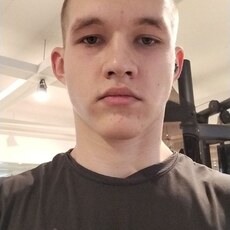 Фотография мужчины Михайло, 18 лет из г. Житомир
