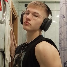 Фотография мужчины Алексей, 18 лет из г. Санкт-Петербург