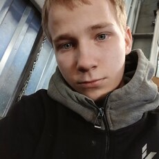 Фотография мужчины Илья, 20 лет из г. Саратов