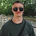 Максим, 23 года