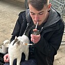 Valentin, 24 года