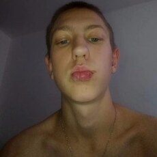 Фотография мужчины Илья, 18 лет из г. Красноярск