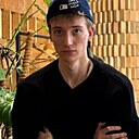 Максим, 25 лет