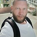 Valentin, 44 года