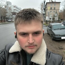 Фотография мужчины Валерий, 19 лет из г. Москва