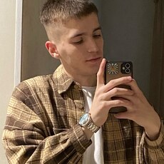 Фотография мужчины Илья, 20 лет из г. Челябинск
